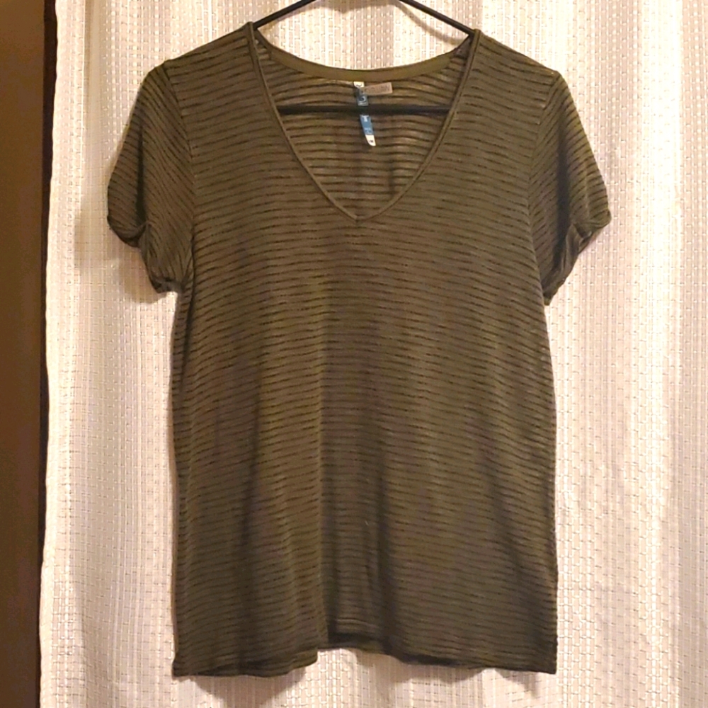 Vneck tshirt